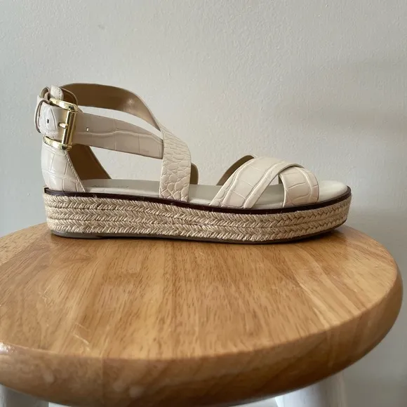 Elegant Cream Michael Kors Wedge Leather Espadrilles Open Toe Sandals