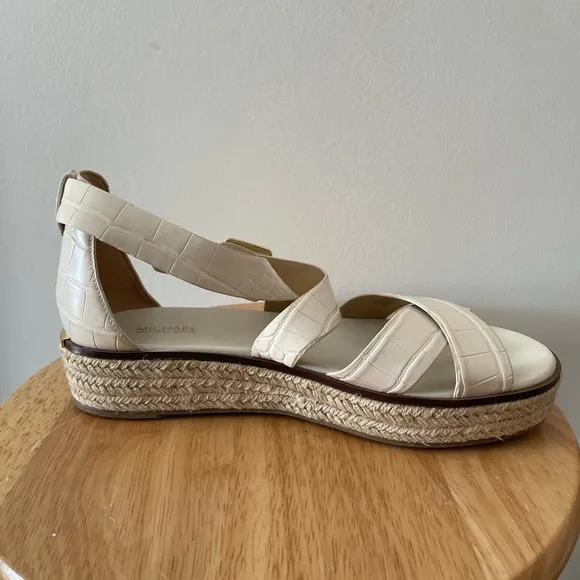 Elegant Cream Michael Kors Wedge Leather Espadrilles Open Toe Sandals