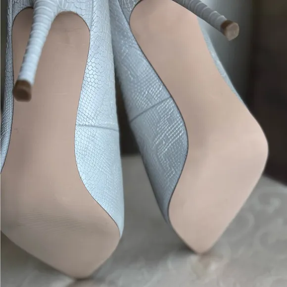 Elegant Gray Textured Women's Heels stilettos pumps