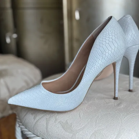 Elegant Gray Textured Women's Heels stilettos pumps
