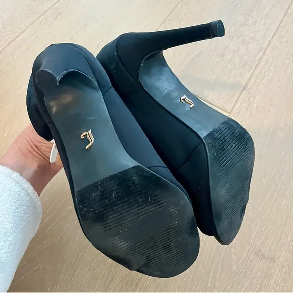 Elegant Juicy Black Peep-Toe Heels
