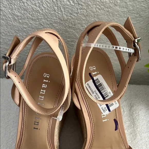 Elegant Tan Wedge Sandals Gianni Bini
