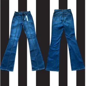Elie Tahari Suzana Flare Jeans Dark Wash Blue Designer High-Rise Stretch 27X34
