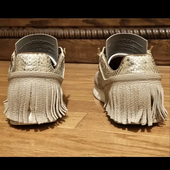 Esseutesse Fringe Sneaker 100% Handmade Leather-Sand-Sz41 -$400-goose-weitzman