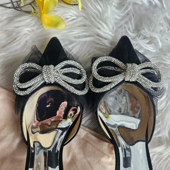 EUC Badgley Mischka 'Sacred' Stiletto Pointed Toe Heel, Size 6.5