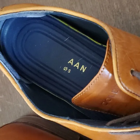 EUC. Cole Haan Mens Brown Lace Up Round Toe Oxford Dress Shoes Size 9.5M…