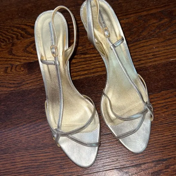 🌟🌟EUC Jcrew🌟🌟fancy strappy sandals. Size 10 worn once to 1 wedding.