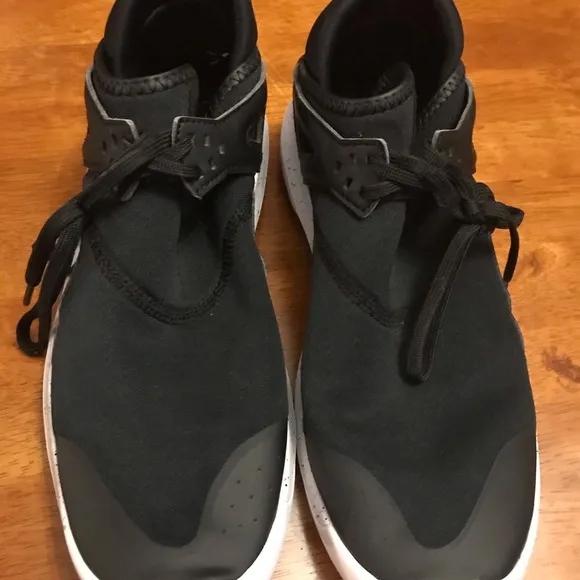 EUC Jordan Flight black shoes size 6.5 Y