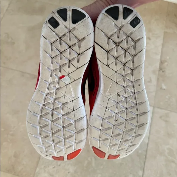 Euc Nike shoes
