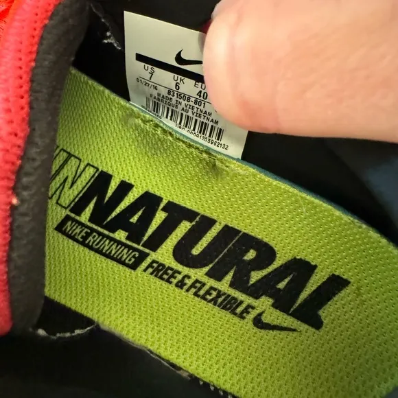 Euc Nike shoes