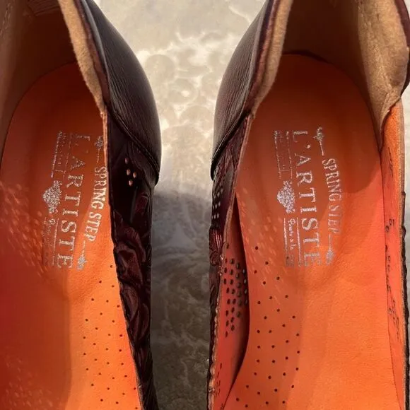 EUC Spring Step L'Artiste Rositta Tooled Leather Pumps Heels Shoes Size 40 or 9
