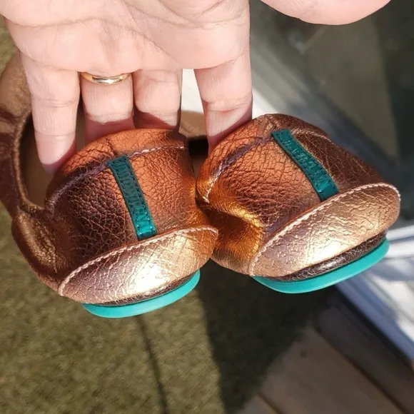 EUC! Tieks Flats by Gavrieli in Color Rose Gold Glam - Size Women’s 7
