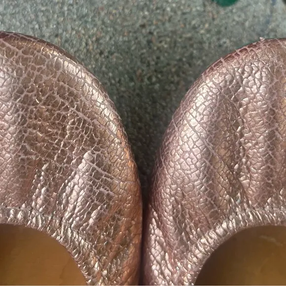 EUC! Tieks Flats by Gavrieli in Color Rose Gold Glam - Size Women’s 7