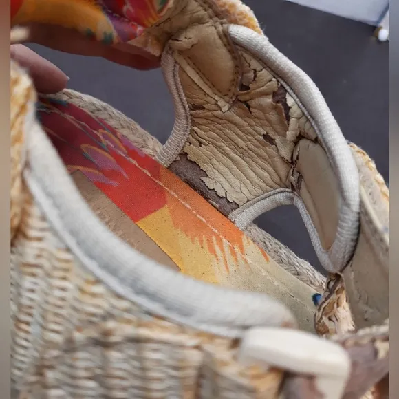 FARM Rio Colorful Straw Raffia Flat-form Espadrille Toucan Sandals Size 9