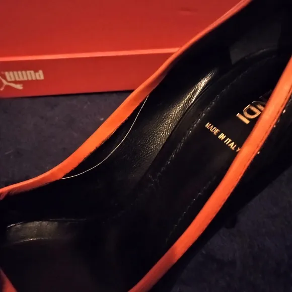 Fendi Black and Orange Patent Leather heels 40.5 (9.5) US