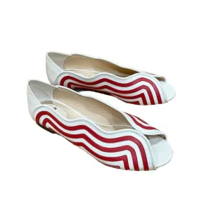 Fendi Peep Toe Summer Flats Womens Size 7.5 Red Leather Wave READ DESCRIPTION