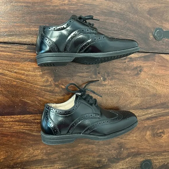 Florsheim Boys Oxford Tip Black Shoes Size 11