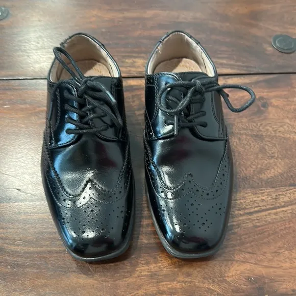 Florsheim Boys Oxford Tip Black Shoes Size 11