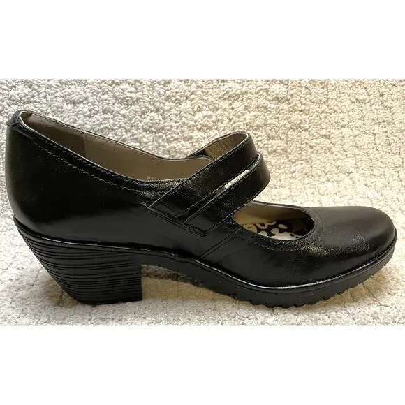 FLY London WOKA095FLY Black Giglio Mary Jane Shoes NIB 41 US 10 Box Pumps Heels