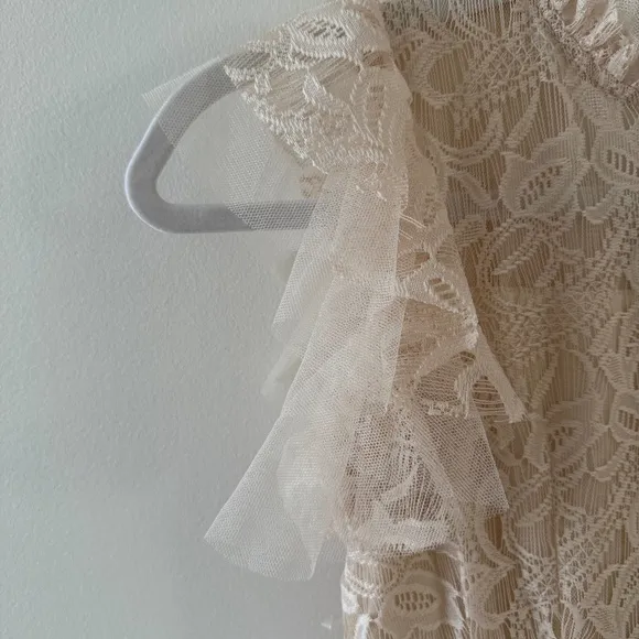 Formal Dress, Lace, Wedding, Jr. Bridesmaid, Flower Girl, Sz 8 but more like 10
