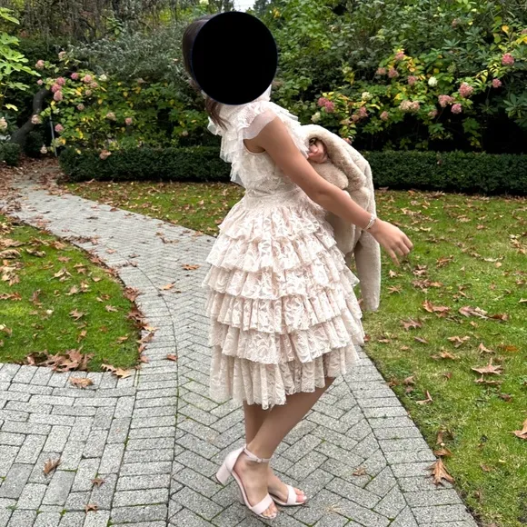 Formal Dress, Lace, Wedding, Jr. Bridesmaid, Flower Girl, Sz 8 but more like 10