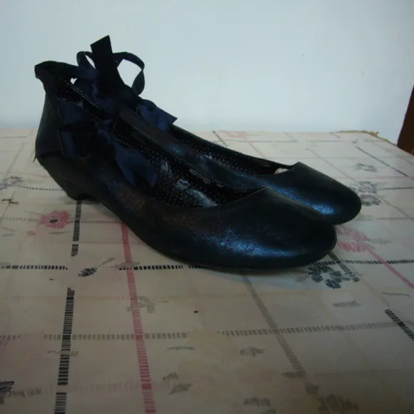 Fornarina Blue Metallic Kitten Heel -Size 37/6-6.5