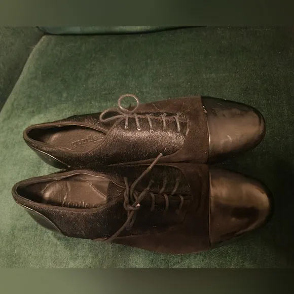 Gentle Souls genuine calf hair Oxfords black size 7.5