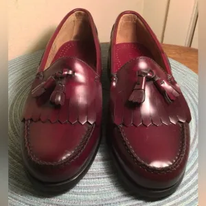 GH Bass Weejuns Kiltie Loafer Mens 9.5 C Burgundy Tasseled Leather Dress Shoes
