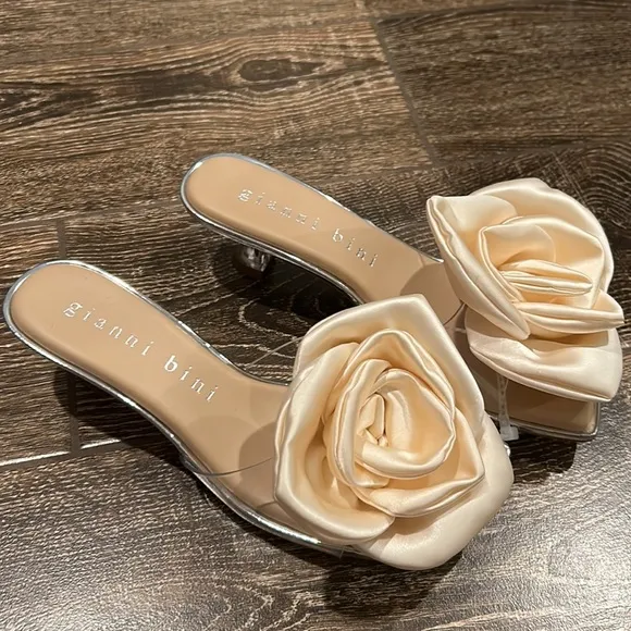 Gianni Bini Alana Clear Flower Dress Sandals