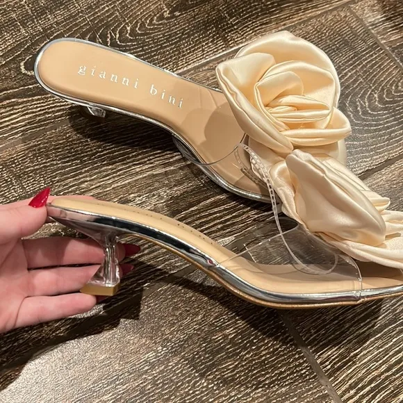 Gianni Bini Alana Clear Flower Dress Sandals