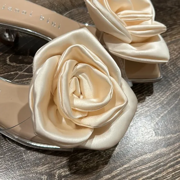 Gianni Bini Alana Clear Flower Dress Sandals