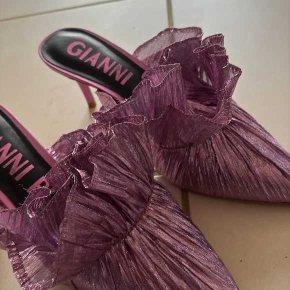 Gianni Bini Purple ruffle mules