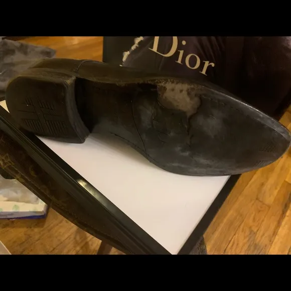 Giorgio Armani black leather Mens tie up shoes 43