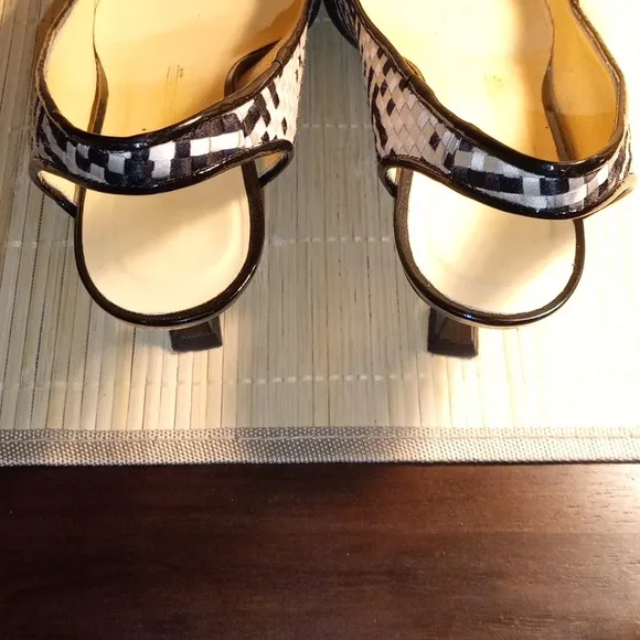 GIUSEPPE ZANOTTI Black and White Geometric Slingback Heels 9.5B