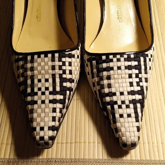 GIUSEPPE ZANOTTI Black and White Geometric Slingback Heels 9.5B