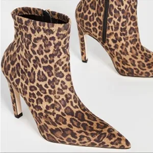 GOOD AMERICAN THE ICON PALE LEOPARD PRINT POINTED TOE STILETTO HEEL BOOTIE🆕