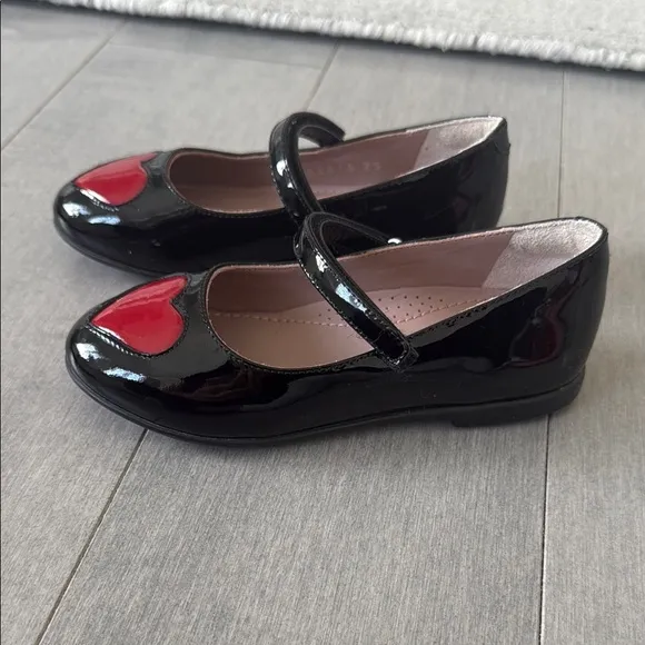 Gucci Black and Red Dress Shoes with Heart Accents