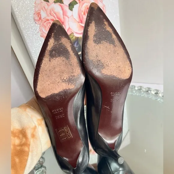 GUCCI  Black Leather Classic Pump 1012555  Size 38.5 C Made in Italy