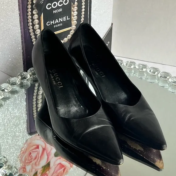 GUCCI  Black Leather Classic Pump 1012555  Size 38.5 C Made in Italy