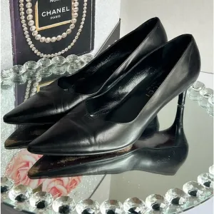 GUCCI  Black Leather Classic Pump 1012555  Size 38.5 C Made in Italy