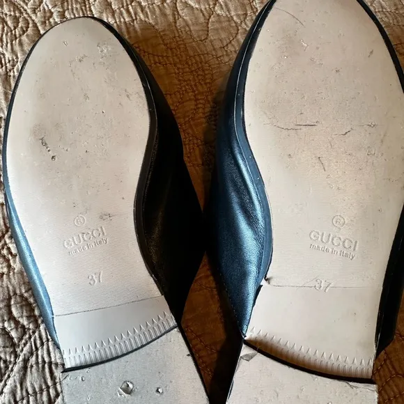 Gucci Black Leather Loafers for Women