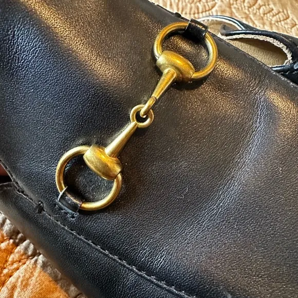Gucci Black Leather Loafers for Women