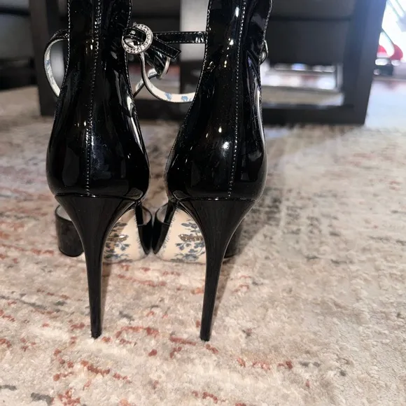 Gucci Elegant Black Women's Mary Jane Pump Heels 38 EUC