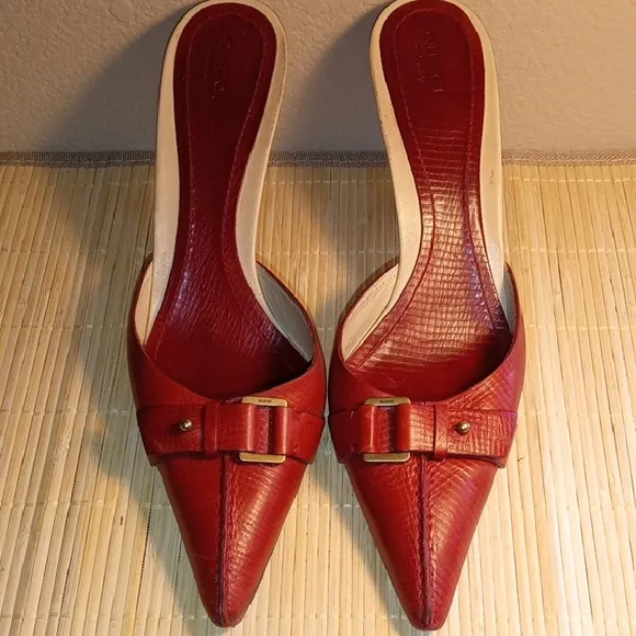 GUCCI Elegant Rust Leather Women's Mules Size 9.5