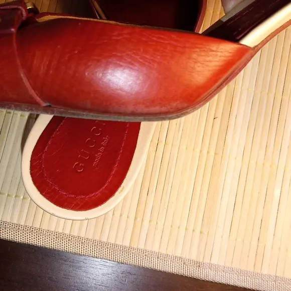 GUCCI Elegant Rust Leather Women's Mules Size 9.5