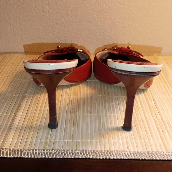 GUCCI Elegant Rust Leather Women's Mules Size 9.5