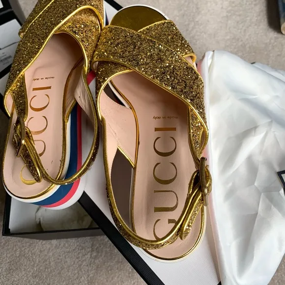 Gucci glitter gold shoes with box