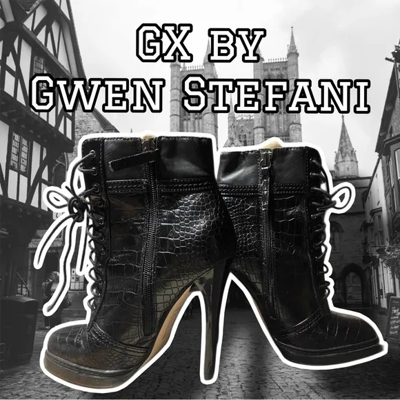 GX by Gwen Stefani Ankle Boots Size 6 Black Embossed Faux Leather “Noriko”
