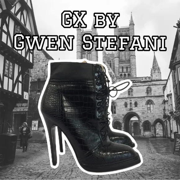 GX by Gwen Stefani Ankle Boots Size 6 Black Embossed Faux Leather “Noriko”