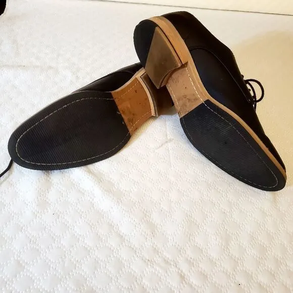 H &amp; M Derby Lace Up Black Shoes Size 8.5